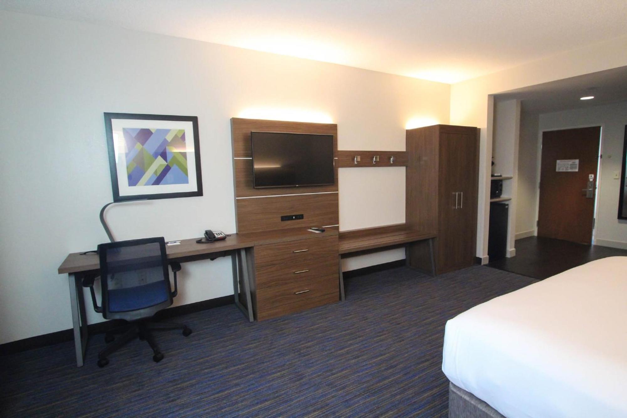 Standard Zimmer mit Kingsize-Bett