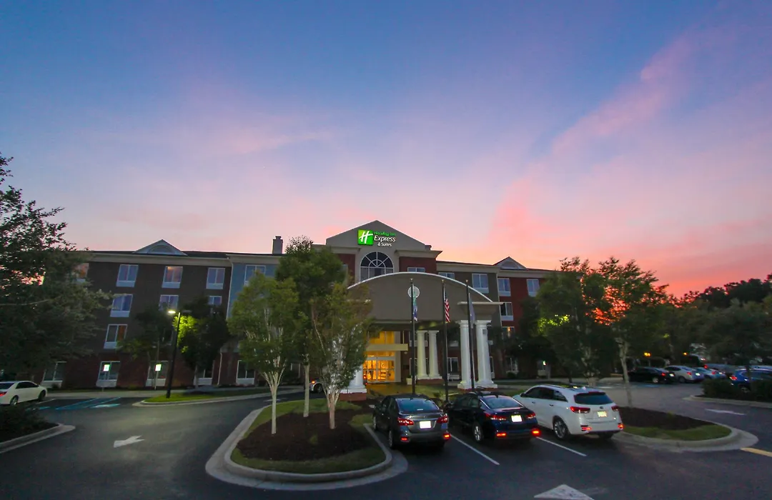 Holiday Inn Express Hotel & Suites Charleston - North By Ihg-1