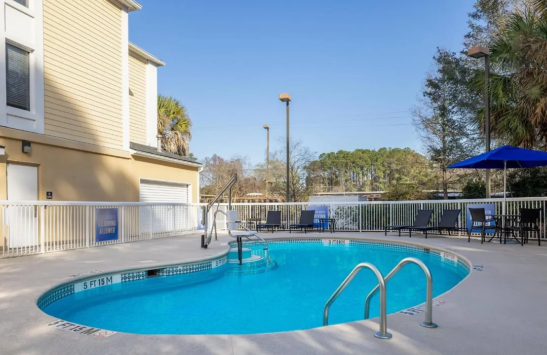 Holiday Inn Express Charleston Us Highway 17 & I-526 By Ihg-1