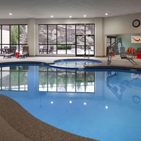 Hampton Inn Charleston-Southridge-3