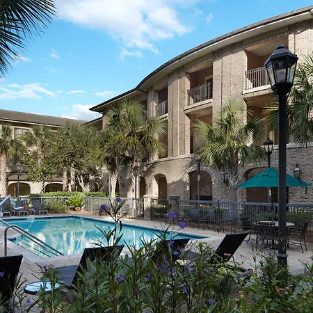 Courtyard Charleston Mount Pleasant-3