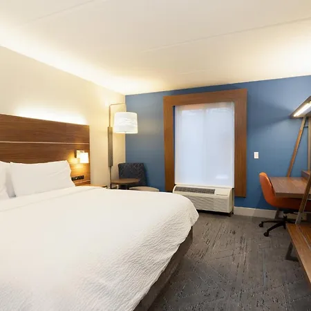 Holiday Inn Express Charleston Us Highway 17 & I-526 By Ihg-3